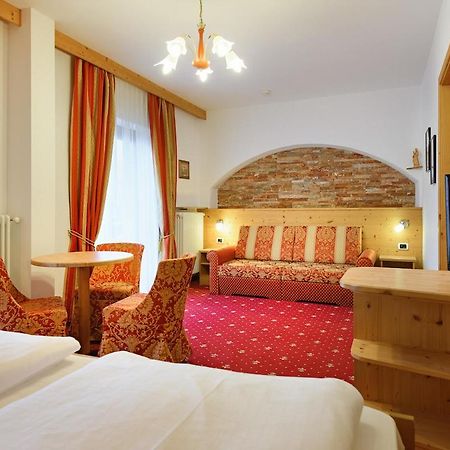 Hotel Ronce 오르띠세이 외부 사진