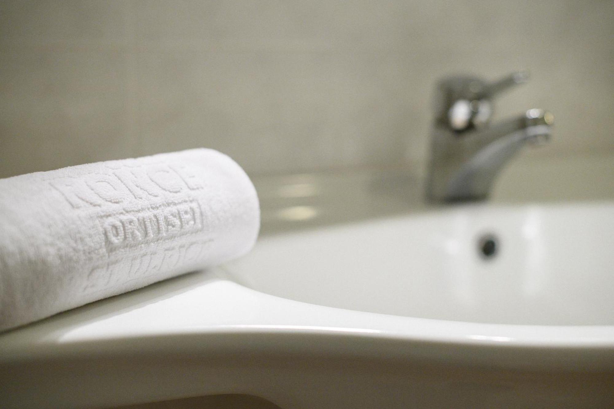 Hotel Ronce 오르띠세이 외부 사진