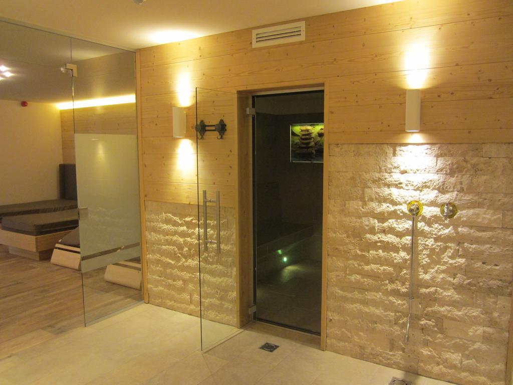 Hotel Ronce 오르띠세이 외부 사진