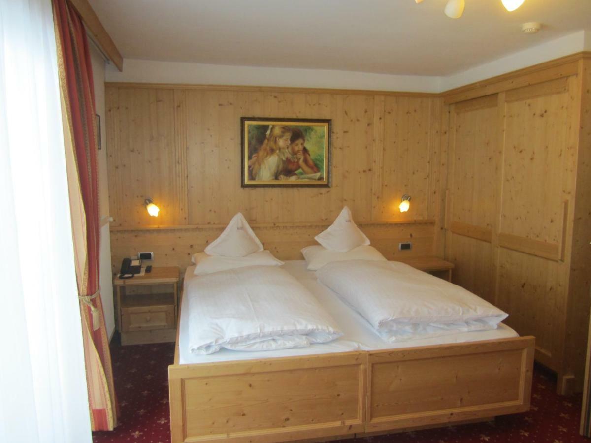 Hotel Ronce 오르띠세이 외부 사진